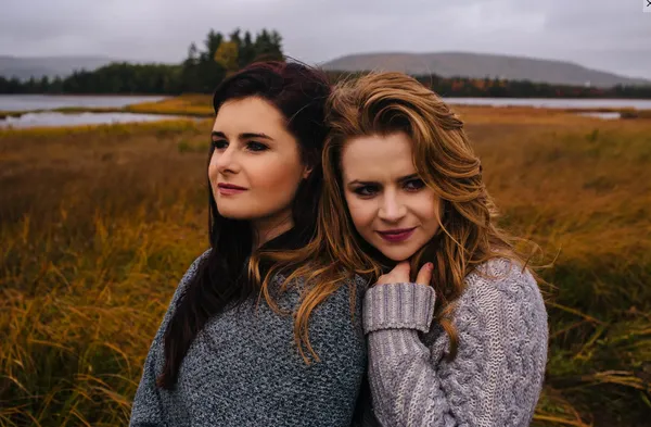 Cassie and Maggie MacDonald